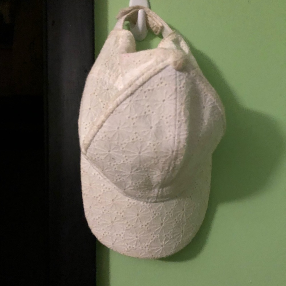 white baseball hat